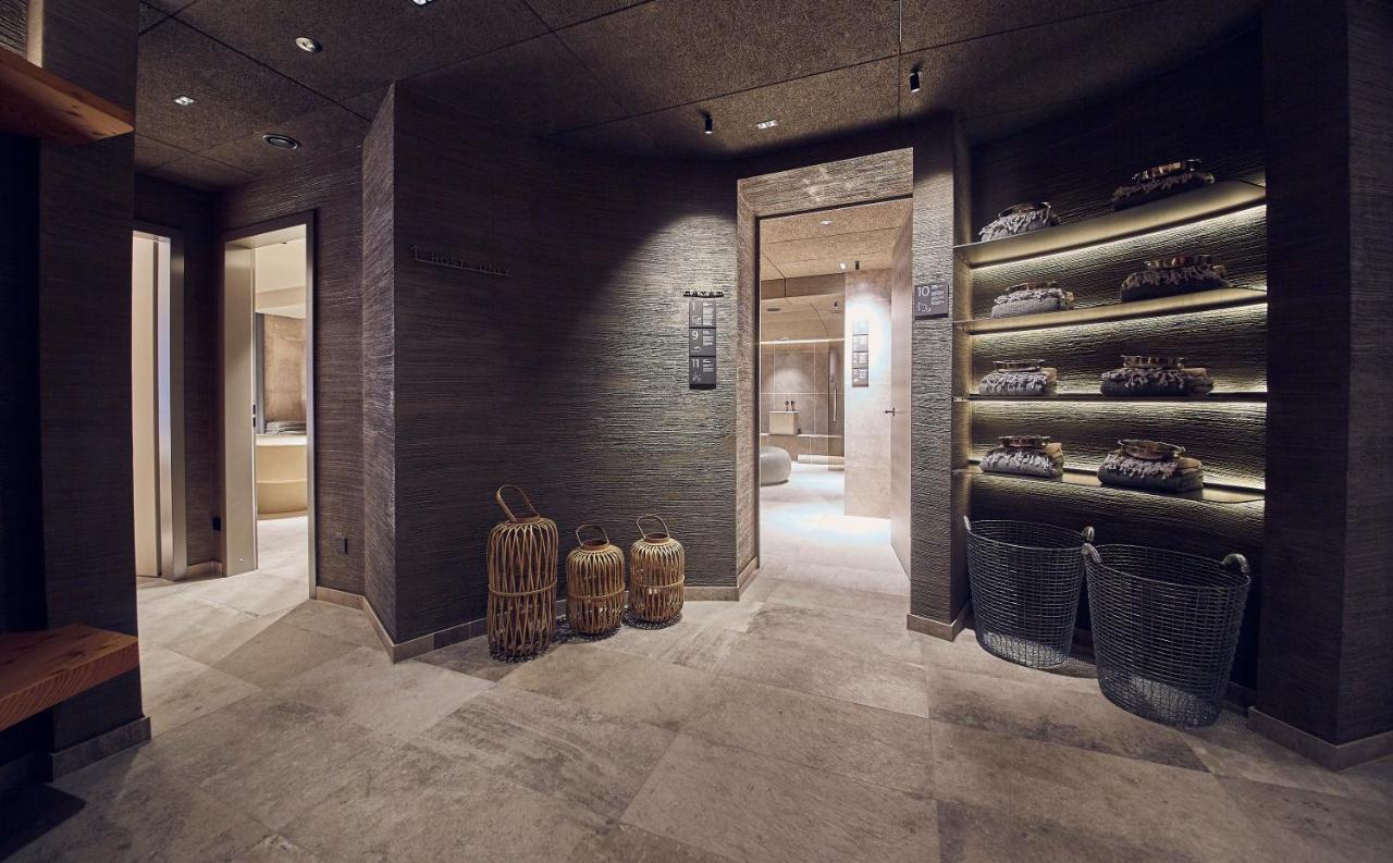 Falkensteiner Hotel Kronplatz - The Leading Hotels Of The World (Adults Only) Riscone Exterior photo The spa at The Landmark