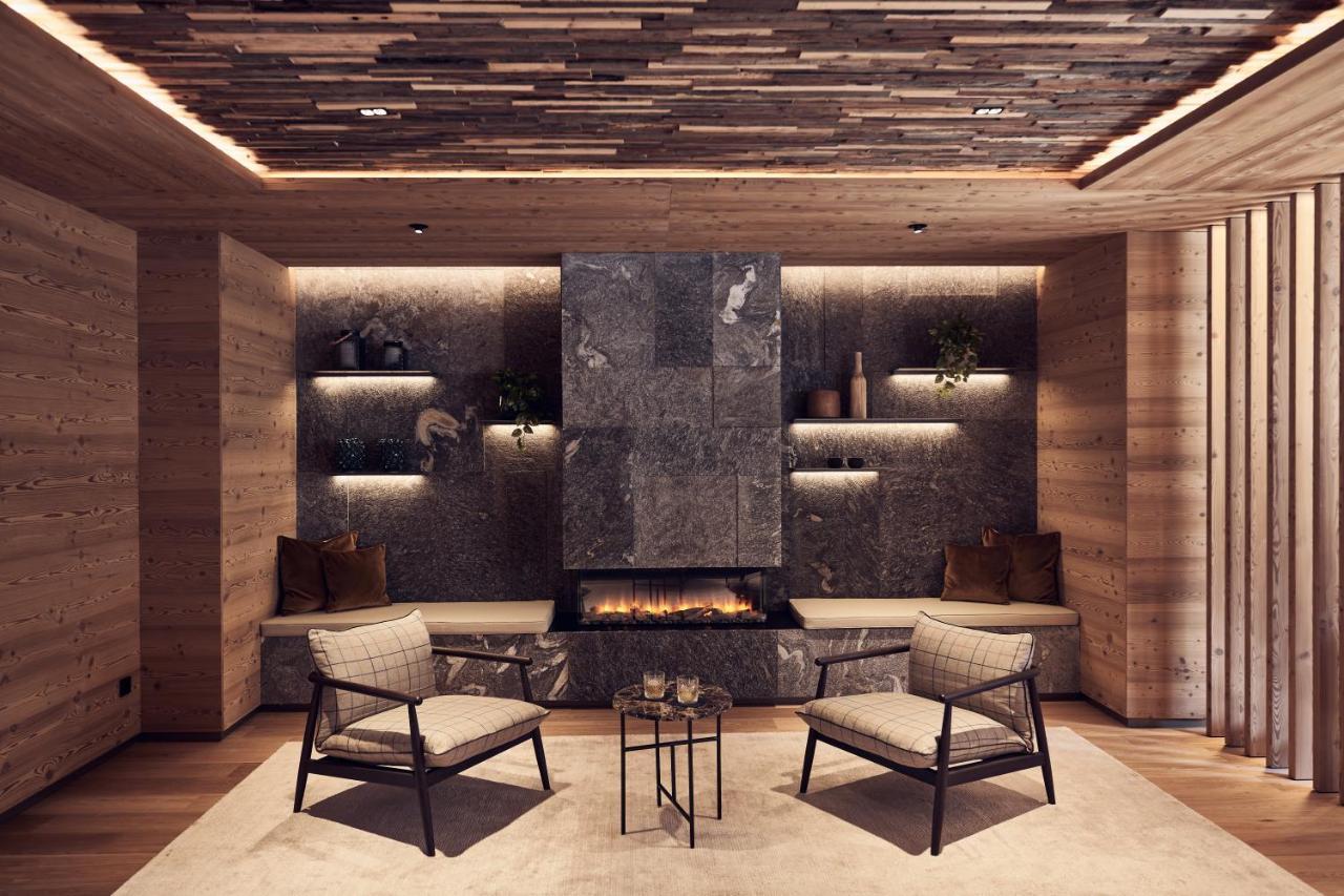 Falkensteiner Hotel Kronplatz - The Leading Hotels Of The World (Adults Only) Riscone Exterior photo Interior of the hotel